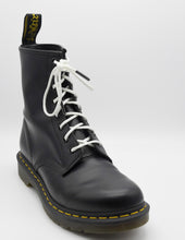 Load image into Gallery viewer, White